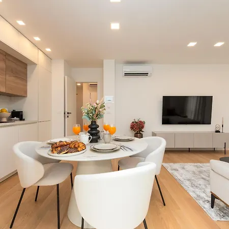 Zaria Luxury * זאדאר