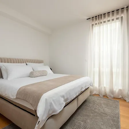 Zaria Luxury דירה