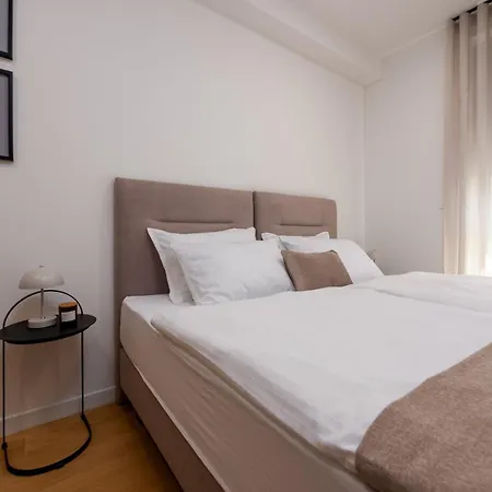 Zaria Luxury דירה