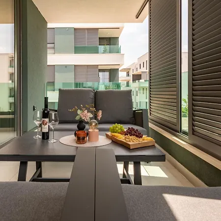 Zaria Luxury Apartamento *